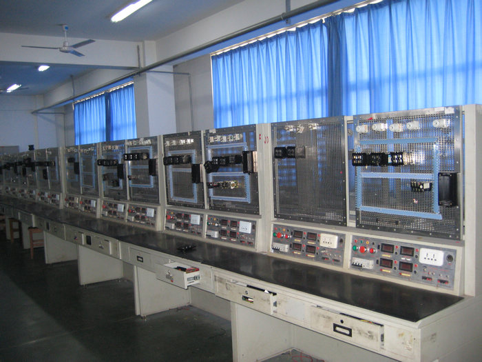 石家莊工程技術(shù)學(xué)校機(jī)電工程系實(shí)訓(xùn)室與計算機(jī)應(yīng)用能力培養(yǎng)探析——基于河北培訓(xùn)網(wǎng)視角